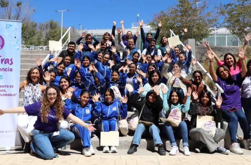  Igniting STEM Passion in Young Girls With GE Aerospace and SWE Queretaro City Affiliate