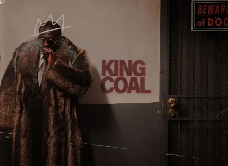  Wande Coal – MONEY Ft. Dera